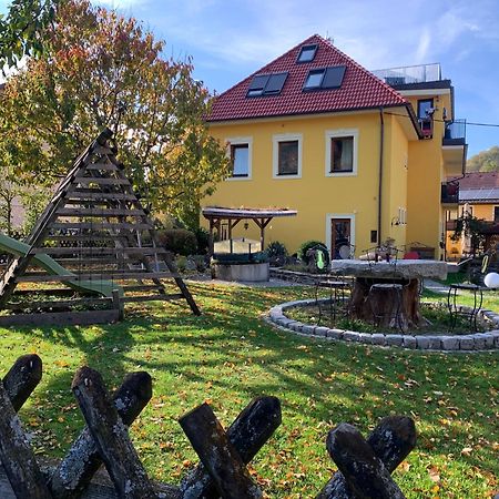 Landgasthof Zur Linde Laaben Luaran gambar