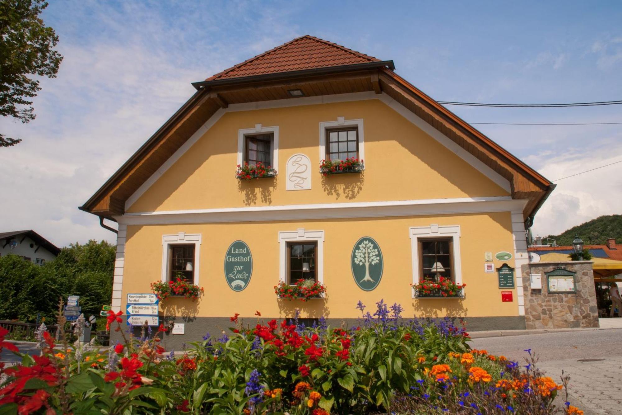 Landgasthof Zur Linde Laaben Luaran gambar