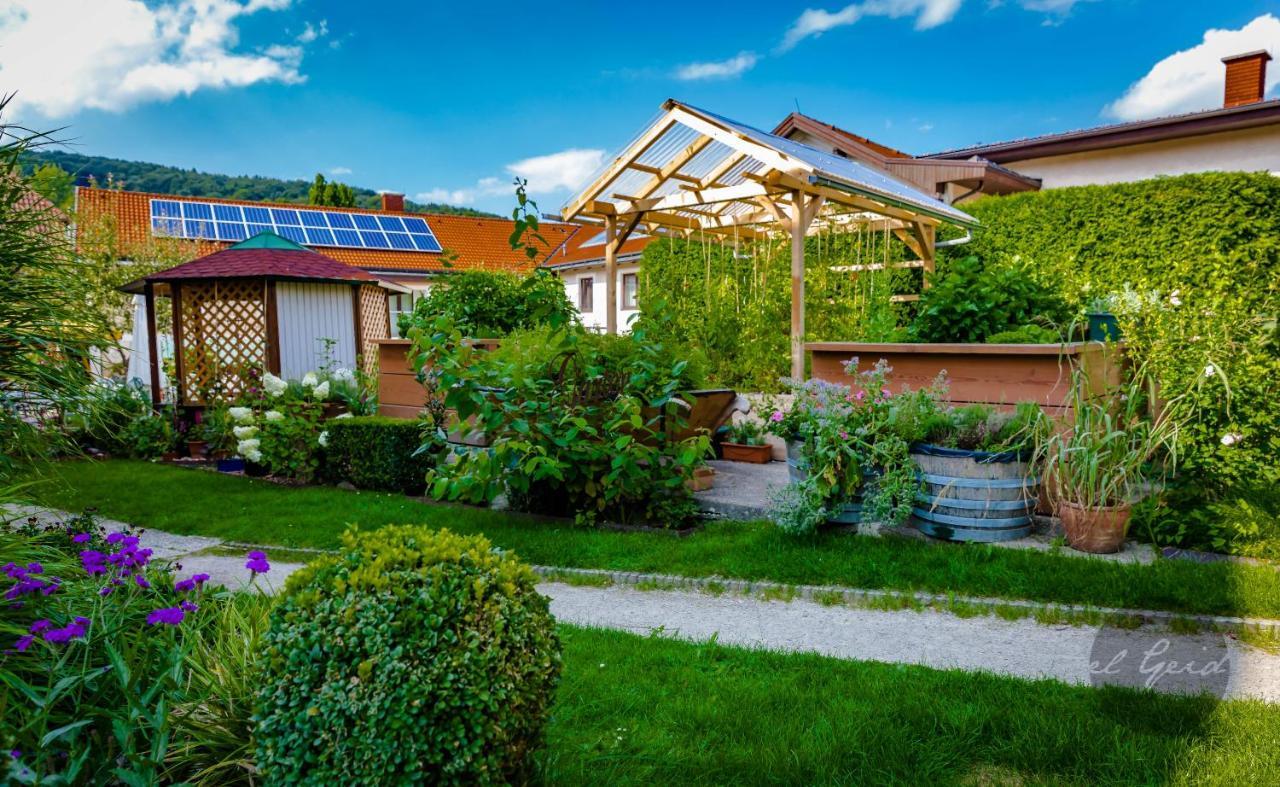 Landgasthof Zur Linde Laaben Luaran gambar